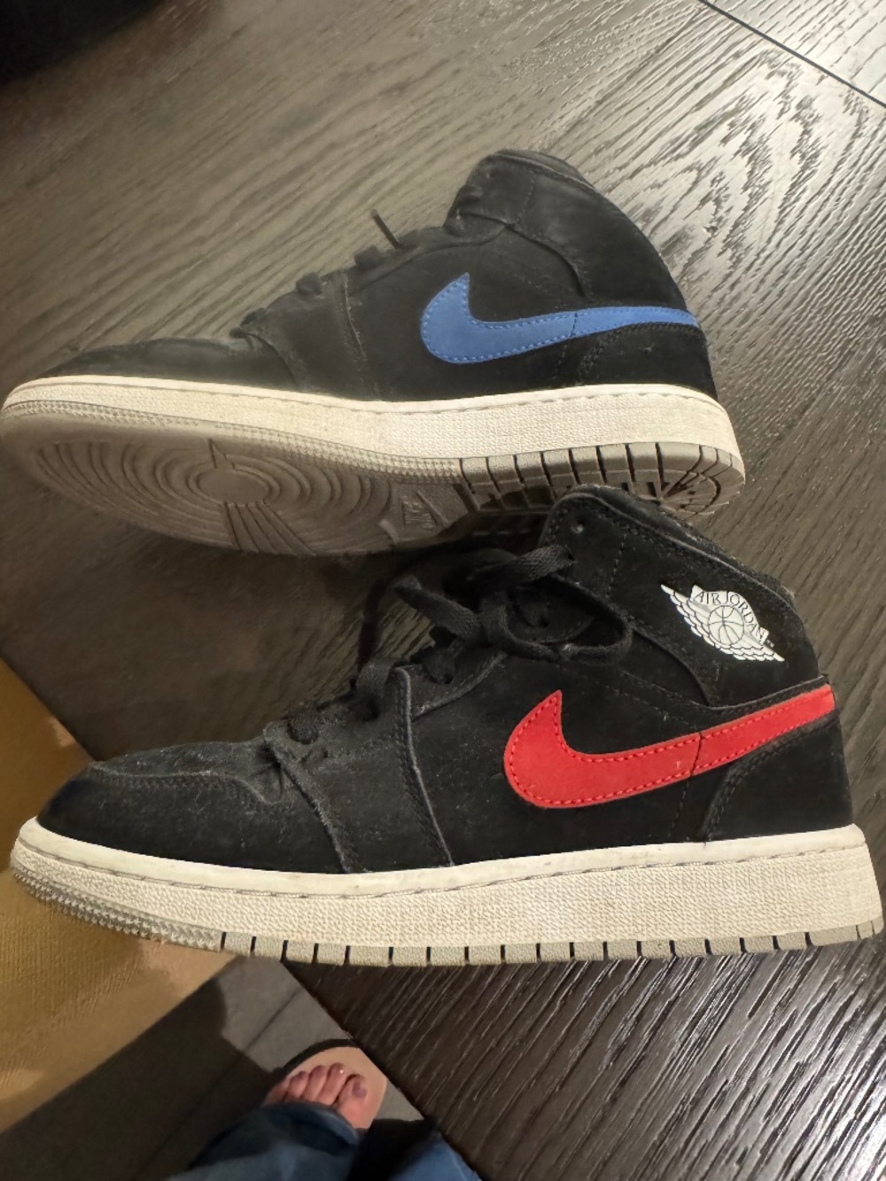 kids Jodan Nike sneakers